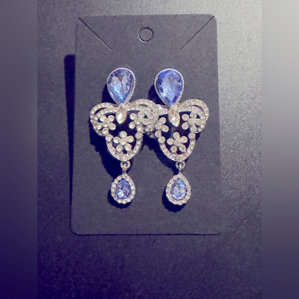 Blue Jewelry Set - Picture 2 of 4